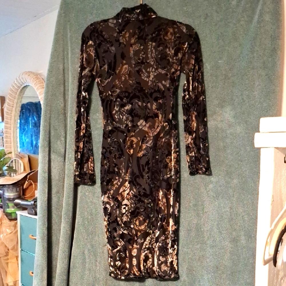 Monaco Black and Gold Long Sleeve Dress